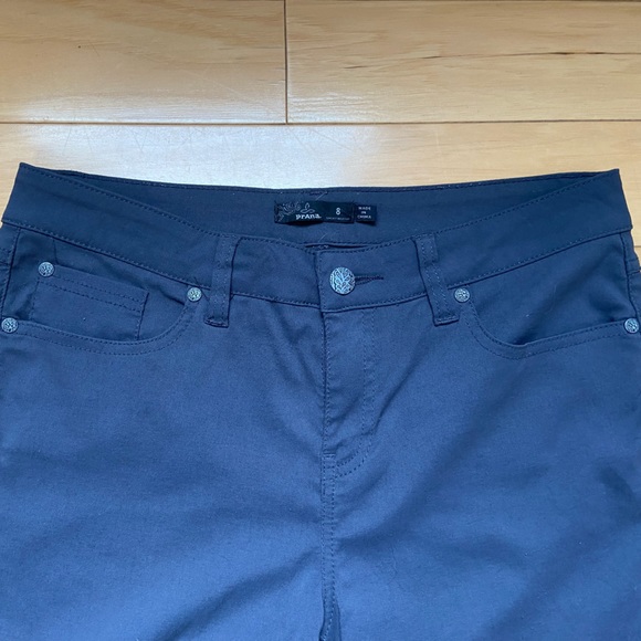 PrAna Gray Nylon Skinny Pants Women's Sz 8 Short Inseam Hiking outdoor Pants - Picture 6 of 7